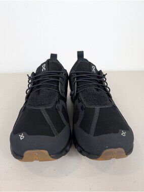 On cloud 5 Waterproof sneakers in all black colorway men's size 9